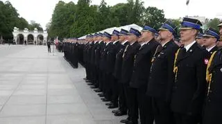 Obchody Dnia Strażaka na placu Piłsudskiego