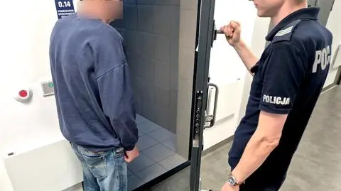 Policja zatrzymała podejrzanych o włamanie do domu
