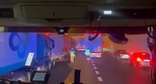 Kierowcy nie utworzyli korytarza życia na trasie S2