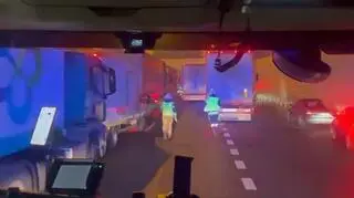 Kierowcy nie utworzyli korytarza życia na trasie S2