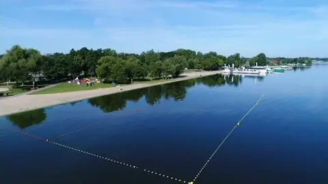 Sinice w Jeziorze Zegrzyńskim. Zakaz kąpieli przy popularnej plaży