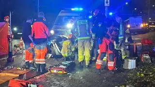 Kierowca uderzył w słup