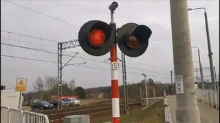 Służby pracują w miejscowości Życzyn