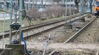 Wiatr zerwał trakcję 