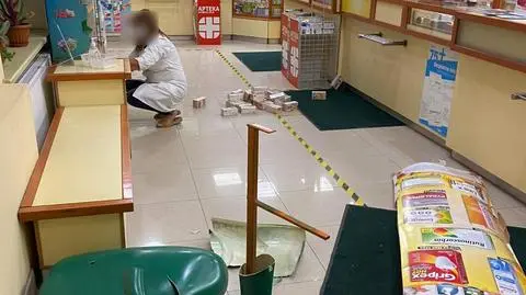 Prośba o założenie maseczki skończyła się zdemolowaniem apteki. "Farmaceutki były przerażone"