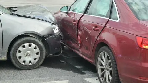 Wypadek na Mokotowie. "Dziecko zabrane do szpitala" 