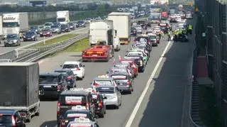 Taksówkarze blokują autostradę