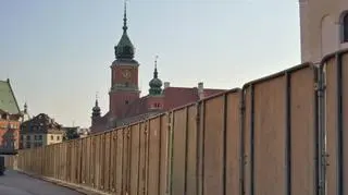 Przygotowania do miesięcznicy