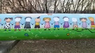 Ktoś zniszczył mural namalowany przez dzieci