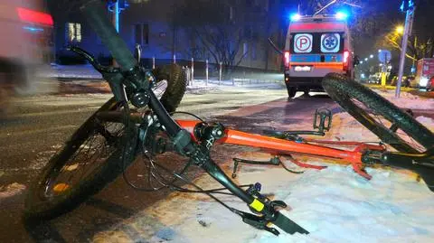 16-letni rowerzysta trafił do szpitala po wypadku na Mokotowie