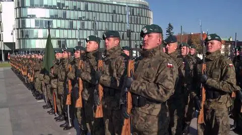 Próba generalna przed defiladą. Ćwiczyli apel i zmianę warty  