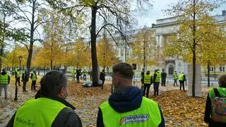 Protest branży targowej przed KPRM