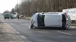 Po zderzeniu jezdnia na Bronisława Czecha jest zablokowana