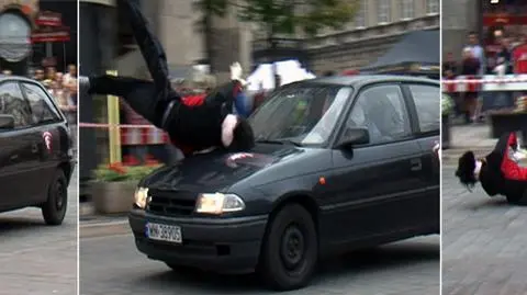 Dachowanie pod kontrolą i potrącenie na pikniku drogowym