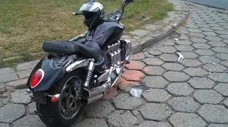 Motocykl zderzył się z saabem