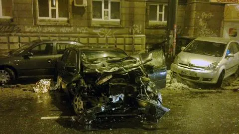 Pijany wjechał w trzy samochody