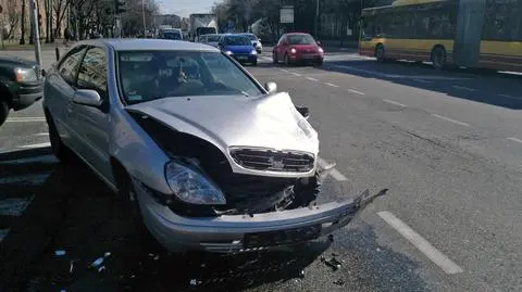 Citroen zderzył się z chryslerem 