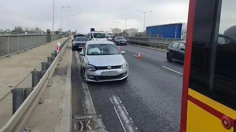 Wypadek z udziałem autobusu i dwóch aut na S8