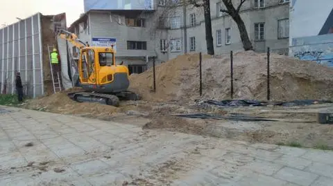 Problem z ekranami na nowej drodze. "Odchylają się od pionu"