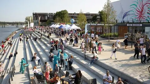 Bójka na Bulwarach Wiślanych. Młody mężczyzna z obrażeniami głowy