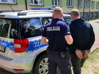 Policja zatrzymała trzech podejrzanych o oszustwa metodą "na policjanta"