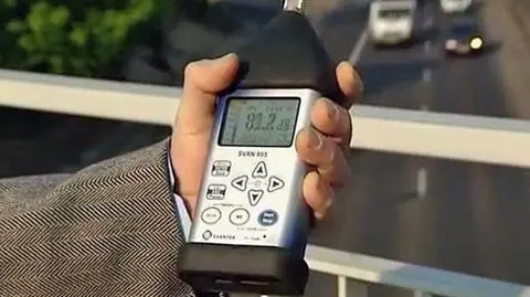 81 db na Łazienkowskiej Norma to 60, już 45 szkodzi