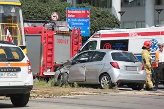 Zderzenie auta i tramwaju na Mokotowie 