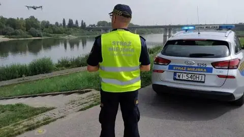 Dron nad jeziorem i pilne interwencje strażników