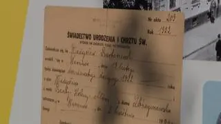 "Bartoszewski. Więcej niż przyzwoitość" - nowa wystawa plenerowa