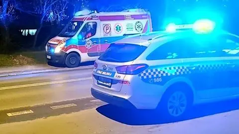 "Zastali na ławce nieprzytomną, prawie nagą kobietę z raną głowy"