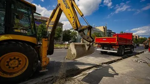 Wymienią asfalt na kolejnym fragmencie Czerniakowskiej