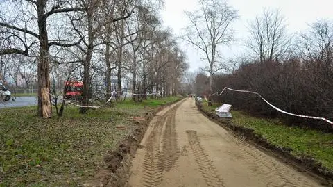 Nowa droga dla rowerów zamiast starego chodnika przy Dolinie Służewieckiej