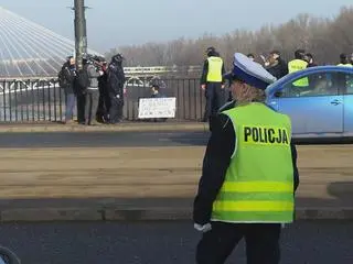 Protest klimatyczny na moście Poniatowskiego