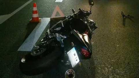 Wypadek suzuki. "Motocykl sunął 150 metrów po asfalcie"
