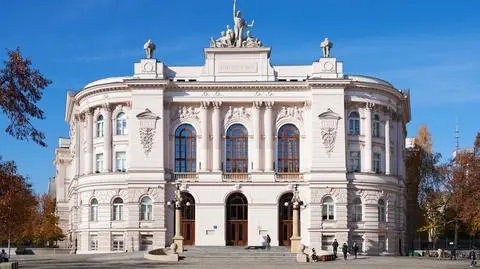 Politechnika Warszawka, Gmach Główny