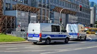 Policja na rondzie de Gaulle'a