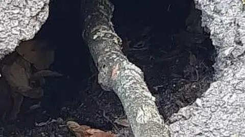 Na ulicy była groźna pułapka na kierowców
