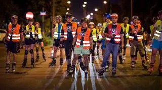 Uczestnicy Nightskating Warszawa