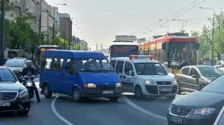 Tramwaj wypadł z toru na Marszałkowskiej