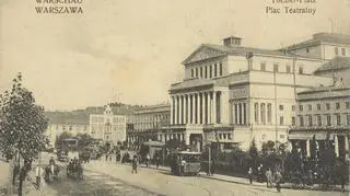 Plac Teatralny na archiwalnej fotografii