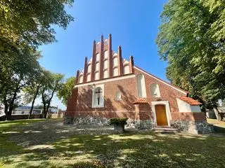  Gotycki kościół pw. św. Jakuba w Bożewie