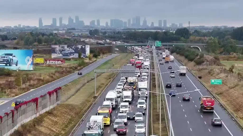 WhatsApp Video 2025-10-10 at 09