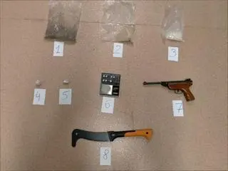 Policja zatrzymała 22-latka podejrzanego o posiadanie narkotyków