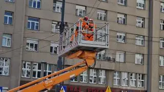 Uszkodzona trakcja na placu Unii Lubelskiej