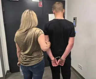 Policjanci odnaleźli kradzione skutery