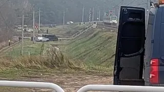 Uszkodzony fragment torów na stacji PKP Mika