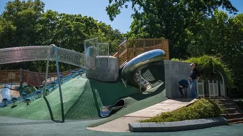 Plac zabaw w parku Ujazdowskim został otwarty