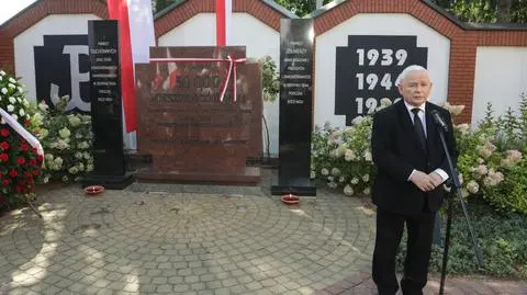 Prezes Prawa i Sprawiedliwości Jarosław Kaczyński podczas przemówienia