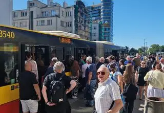 Pożar zatrzymał metro. Dlaczego nie było alertu RCB?