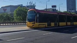 Tramwaje wróciły na wiadukt w alei Jana Pawła II